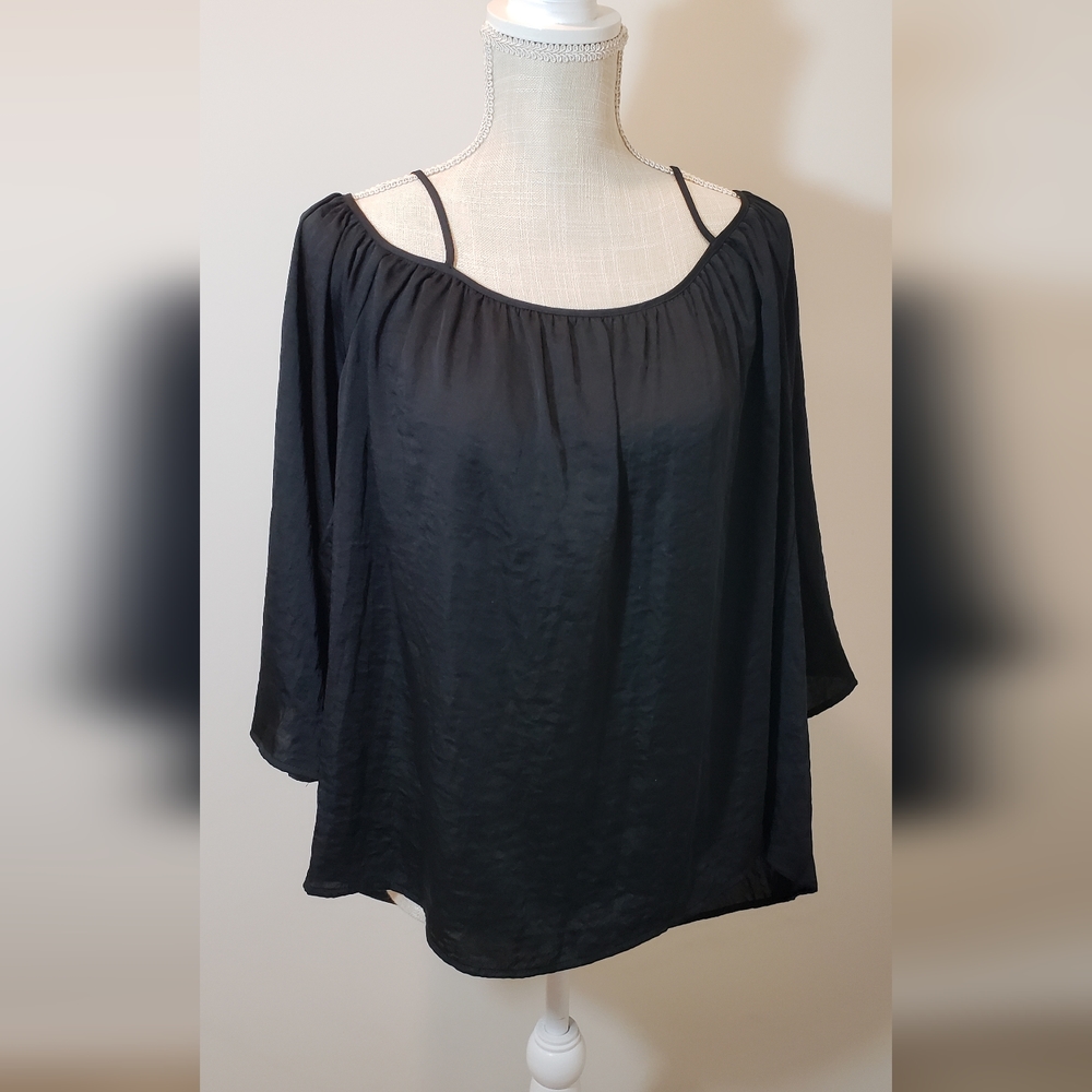 Vince Camuto size S spaghetti strap cold shoulder silky blouse